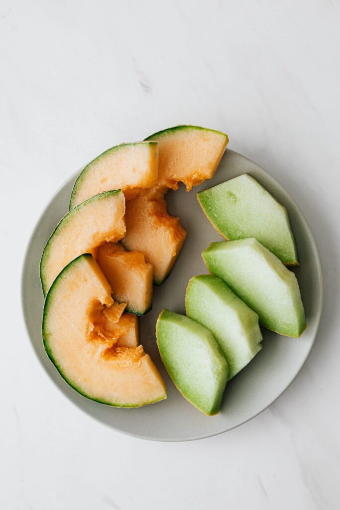 how-to-tell-if-a-cantaloupe-is-ripe-growfully